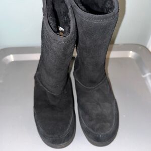 Women's Black Bear Paw lined boots. Size 7. EUC. Slip on BearPaw Vintage Y2K